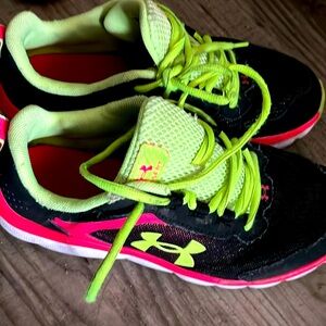 Kids black & neon sneakers